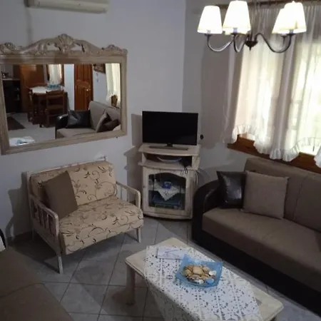 Evergreen House * Leptokarya (Pieria)